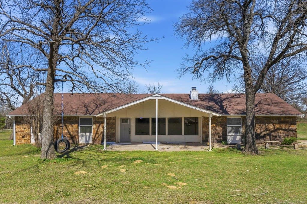 3 bedroom house for sale at 36335 Pinehill Rd Bristow - $179,900