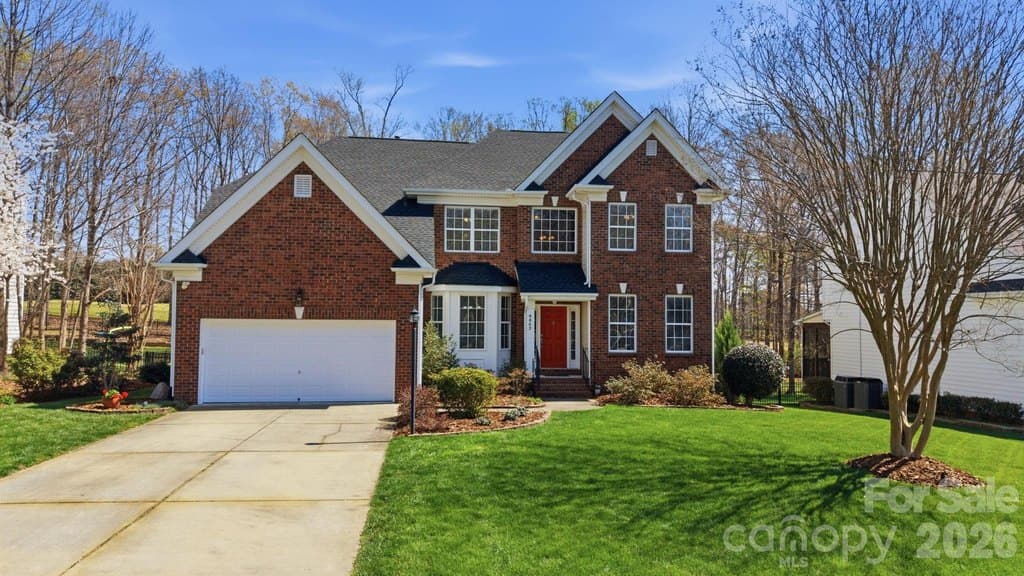 5 bedroom house for sale at 6802 Olde Sycamore Dr Mint Hill 28227 - $675,000