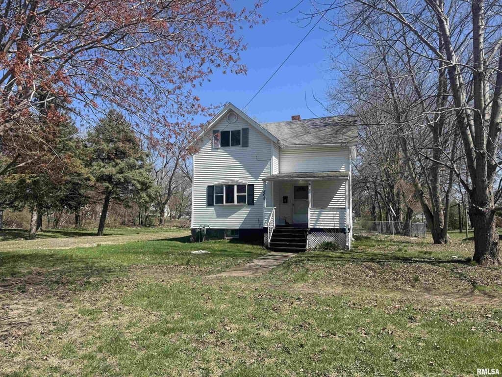 3 bedroom house for sale at 508 S Main St Abingdon - $45,000