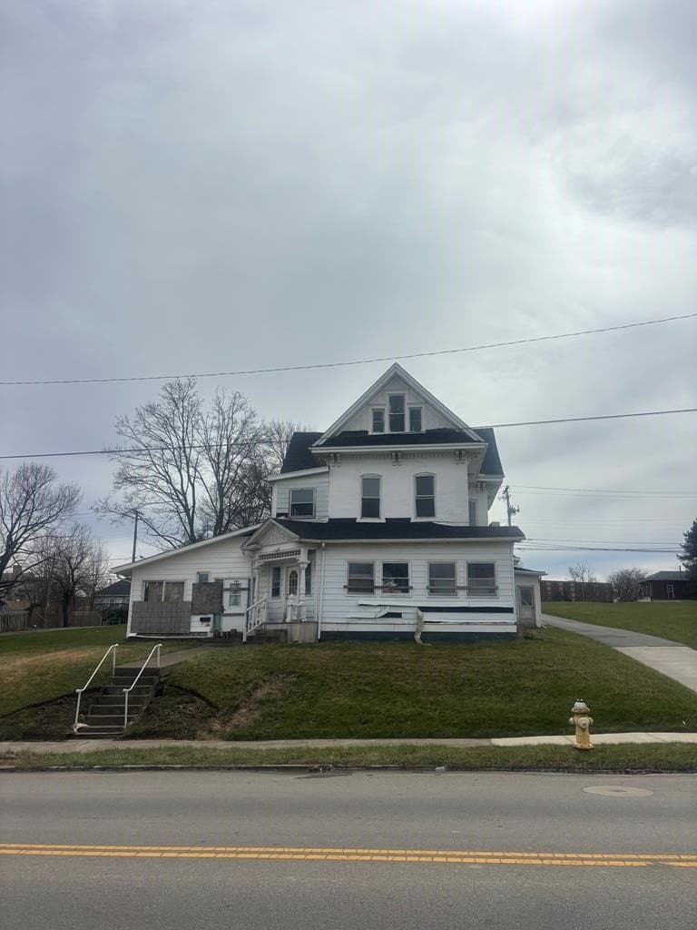 multi-family for sale at 245 W Fourth St Mansfield 44903 - $79,900