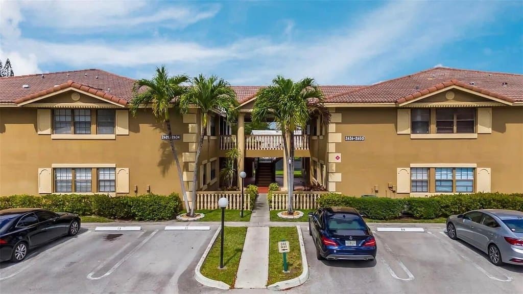 2 bedroom condo for sale at 2646 Riverside Dr Unit 2646 Coral Springs - $225,000
