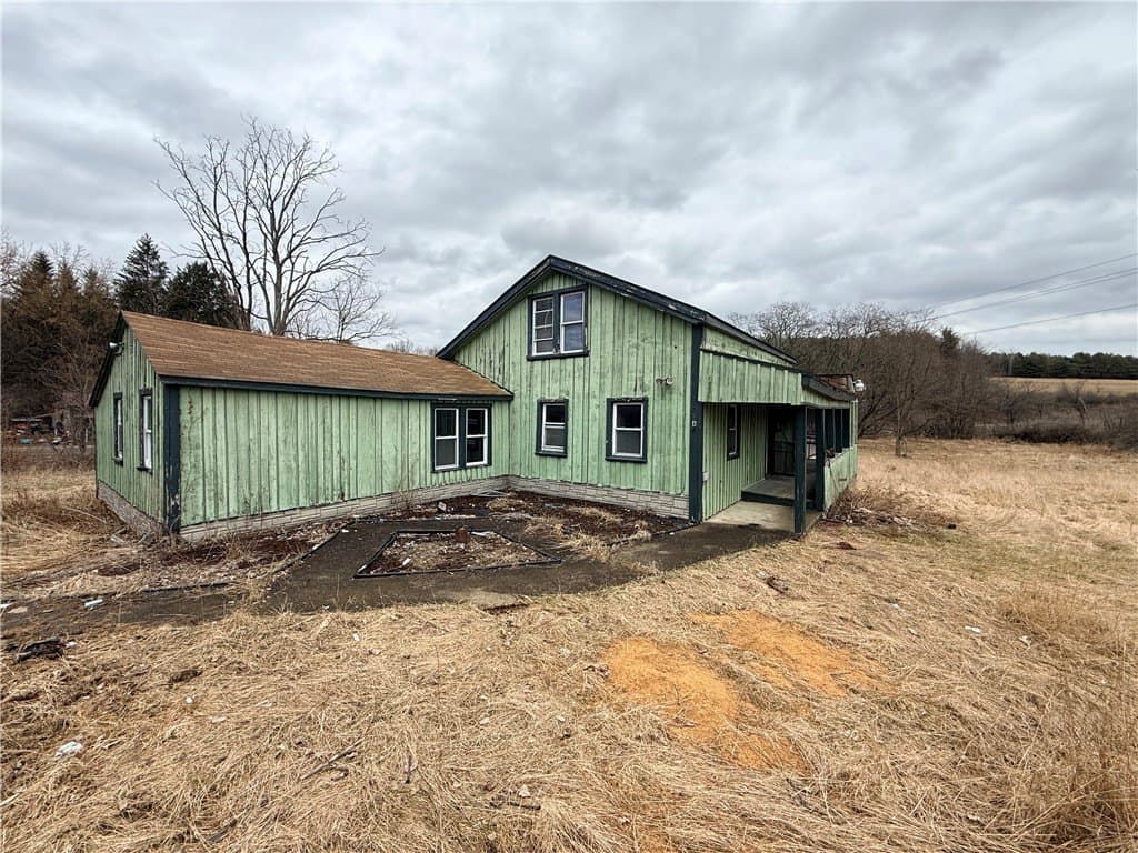 3 bedroom house for sale at 2766 County Route 102 Addison - $36,000