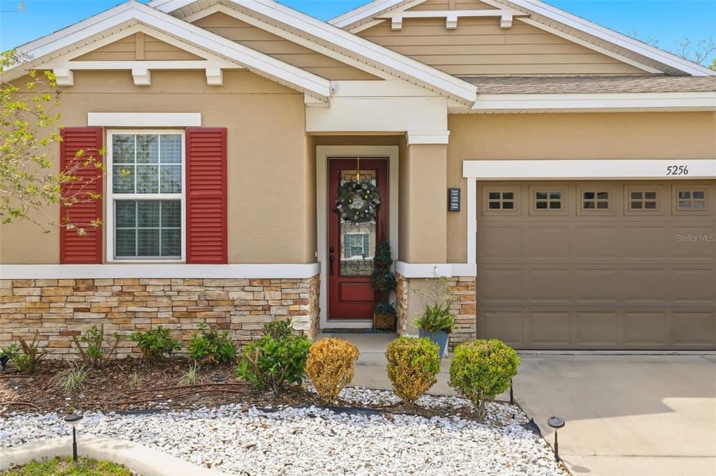 4 bedroom house for sale at 5256 Meadow Song Dr Leesburg 34762 - $385,000