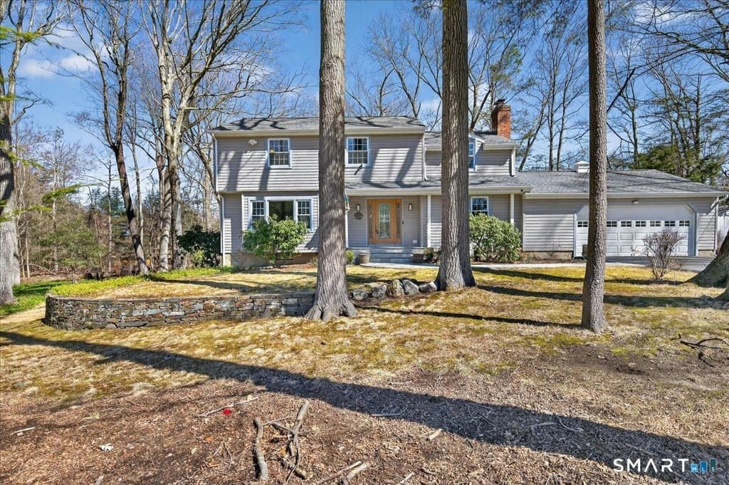 4 bedroom house for sale at 33 Tall Pine Rd Milford 06461 - $799,000