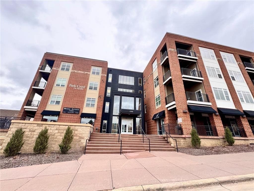 2 bedroom condo for sale at 12501 Nicollet Ave Unit 417 Burnsville 55337 - $269,900