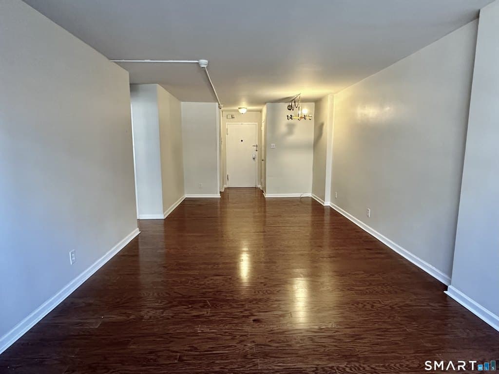 1 bedroom condo for sale at 100 York St Apt 3J New Haven - $73,000