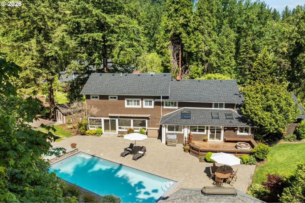 5 bedroom house for sale at 13740 Fielding Rd Lake Oswego 97034 - $2,550,000