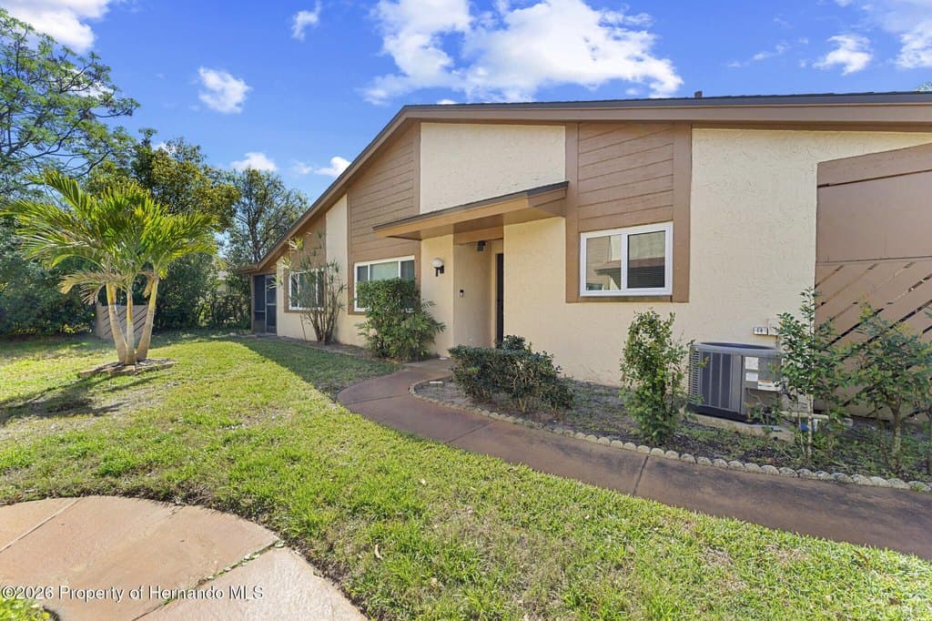 2 bedroom condo for sale at 4030 Lighthouse Way Beacon Square - $99,900