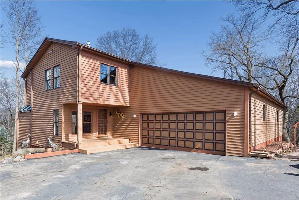 4 bedroom house for sale at 10277 Upper 178th St W Lakeville 55044 - $475,000