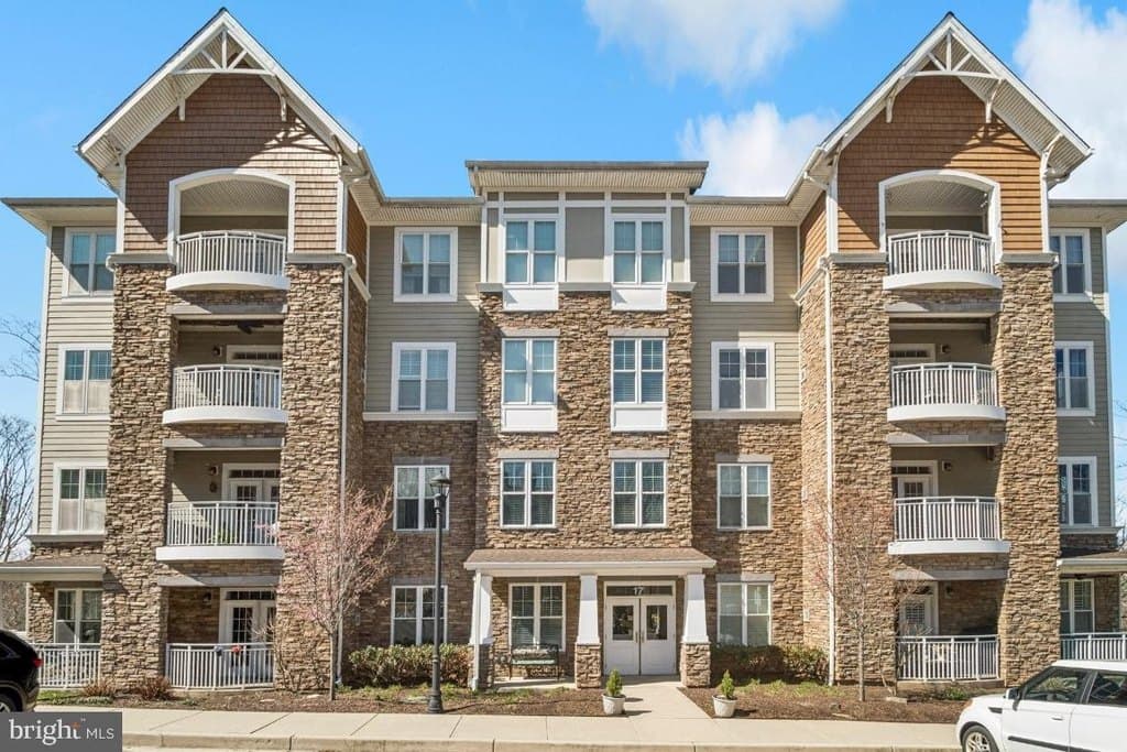 2 bedroom condo for sale at 17 Clay Lodge Ln Unit 103 Catonsville - $450,000