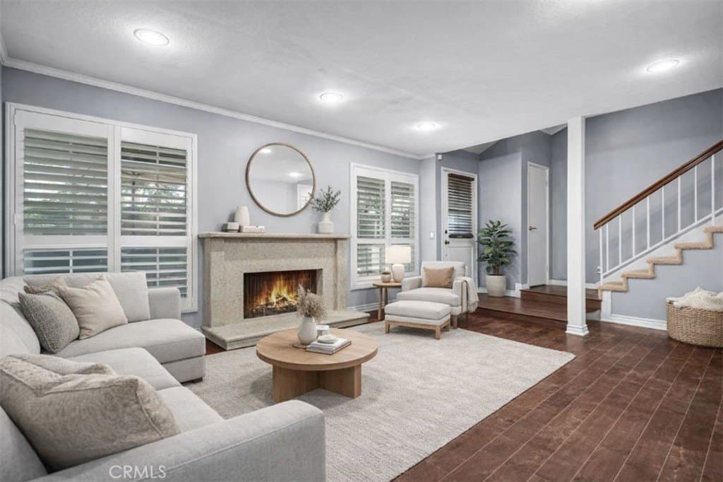 2 bedroom townhouse for sale at 2325 S Mira Ct Unit 140 Anaheim - $649,000