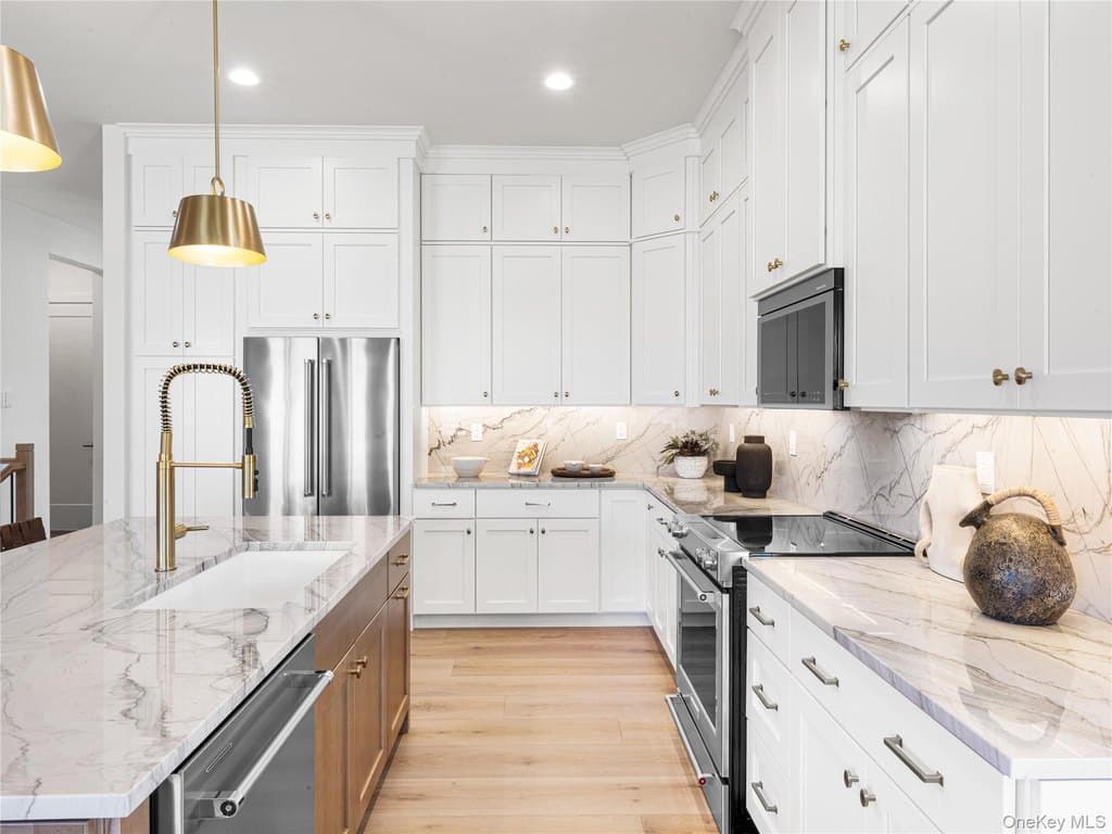 2 bedroom condo for sale at 2075 Summit Loop Unit 101 Carmel 10512 - $960,000