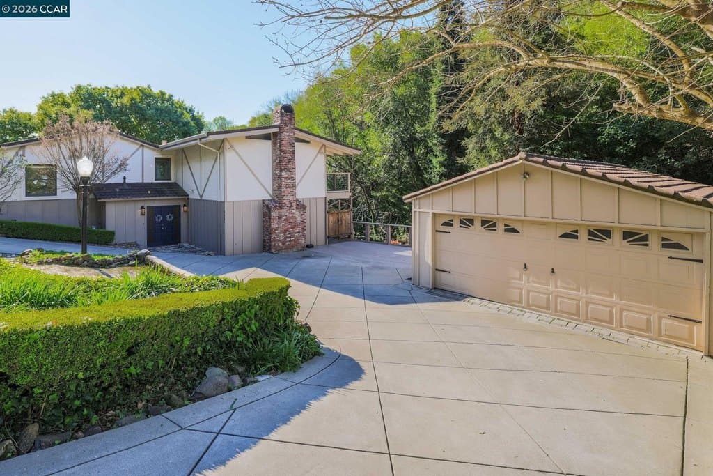 3 bedroom house for sale at 5461 Alhambra Valley Rd Alhambra Valley - $1,150,000