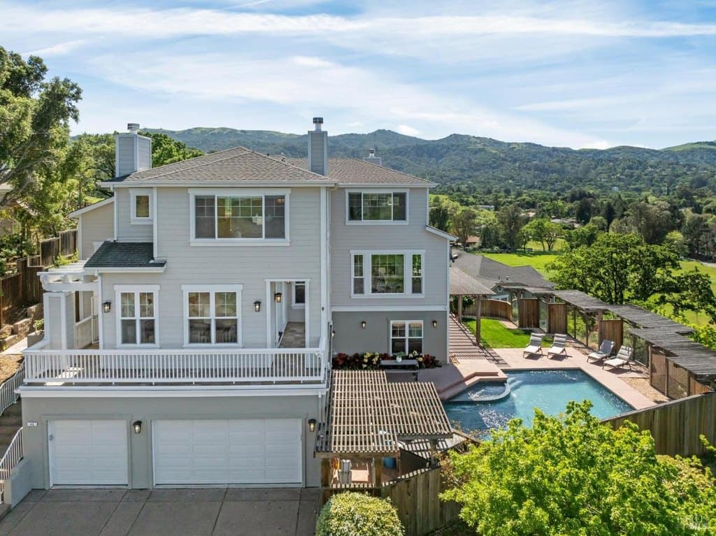 5 bedroom house for sale at 40 Miwok Dr Novato 94947 - $2,995,000