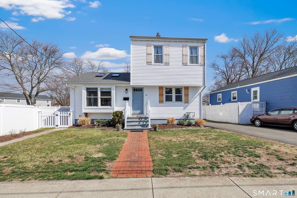 3 bedroom house for sale at 91 Atwater St Milford 06460 - $624,900