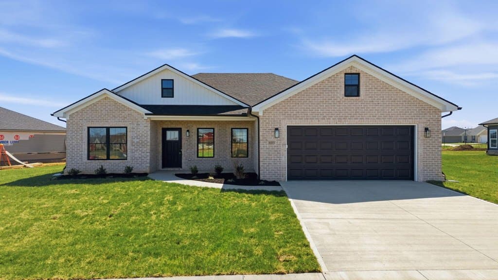 3 bedroom house for sale at 603 Comanche Trl Richmond 40475 - $336,900