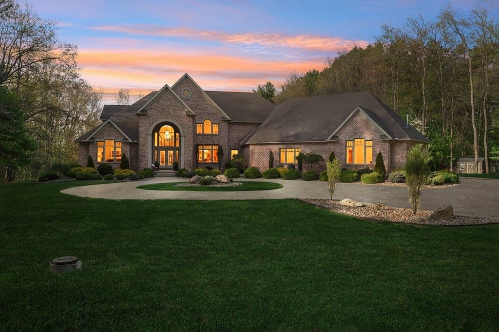 6 bedroom house for sale at 2765 Graybill Rd Uniontown 44685 - $1,650,000
