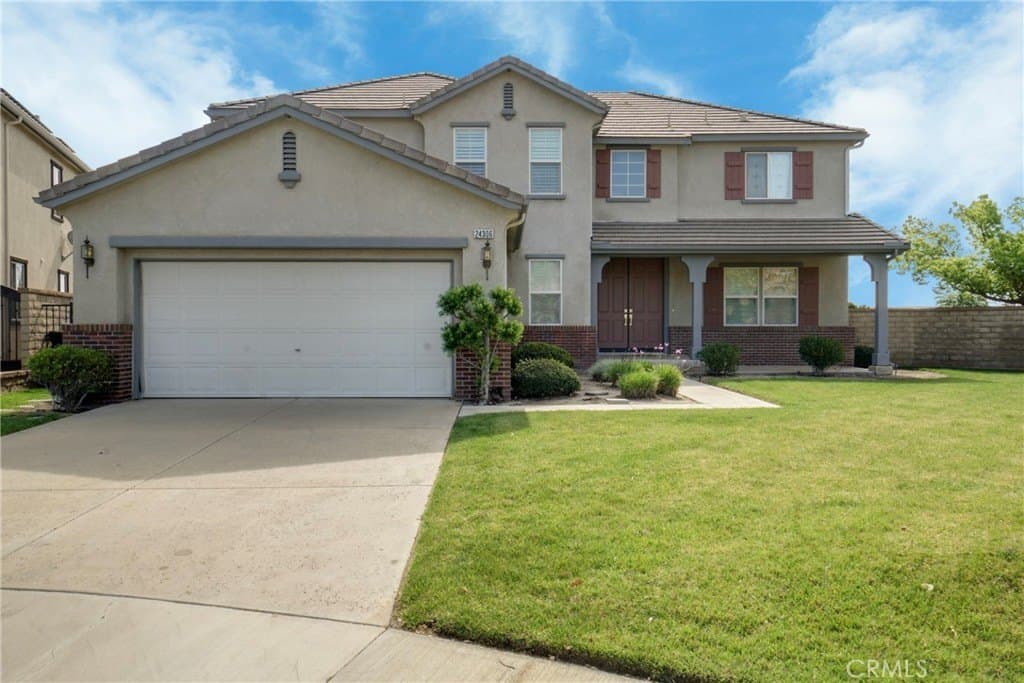 4 bedroom house for sale at 24306 Via La Casa Santa Clarita - $1,195,000