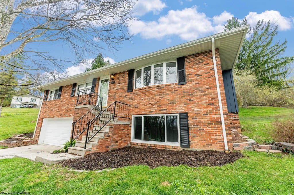 3 bedroom house for sale at 769 Augusta Ave Morgantown 26501 - $364,000