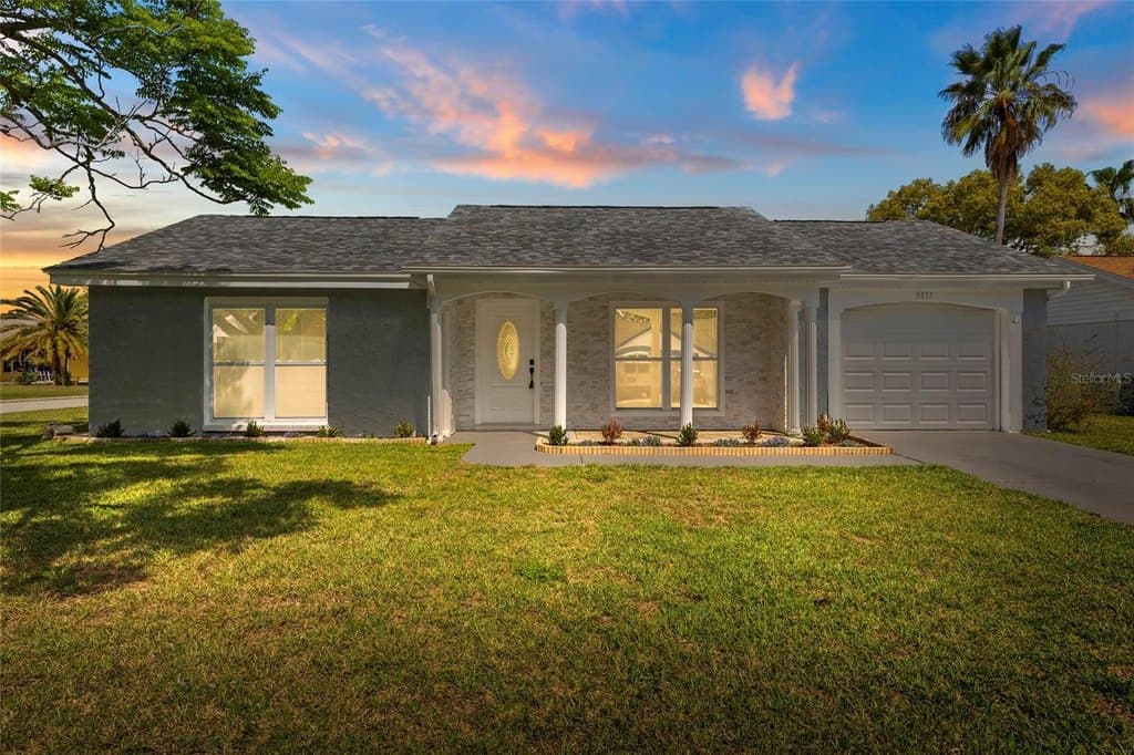 2 bedroom house for sale at 3317 Honeymoon Ln Beacon Square - $240,000