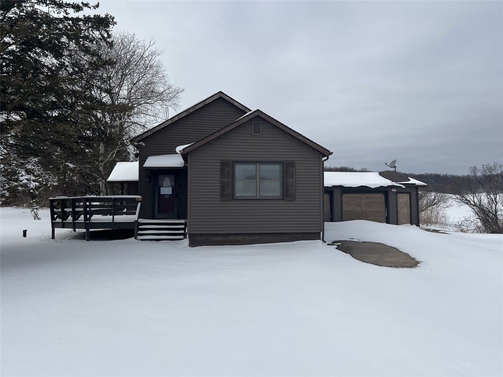 2 bedroom house for sale at N5479 County Road DE Bangor - $150,000