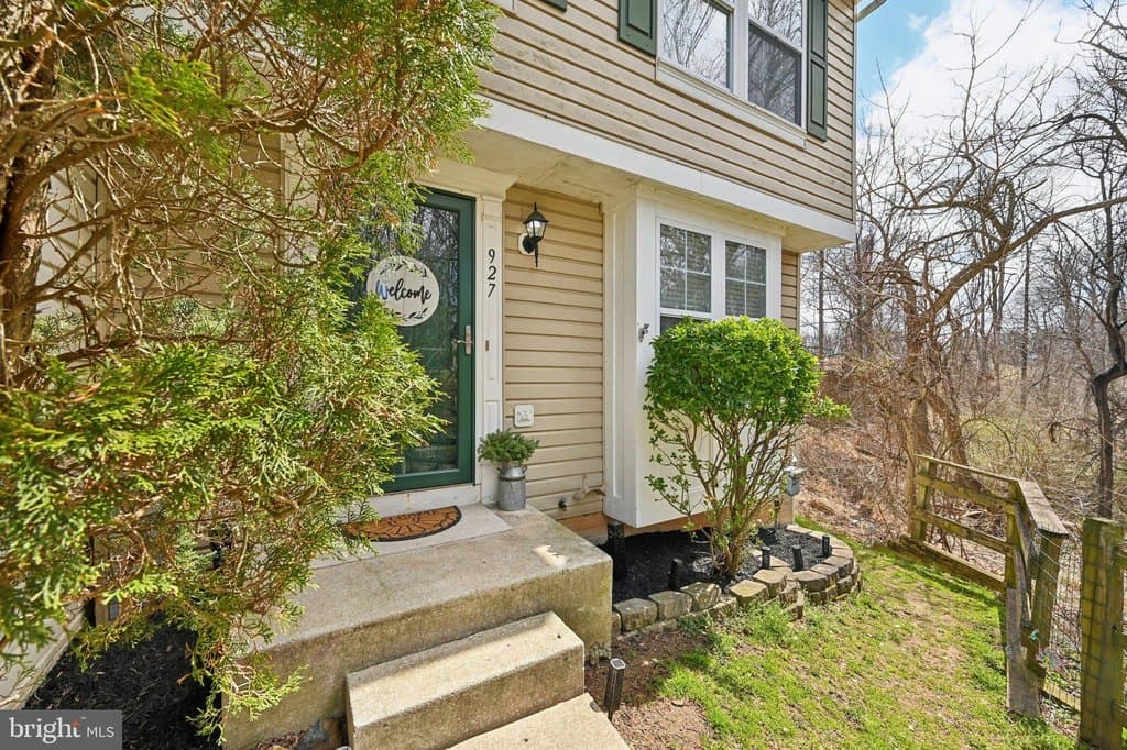 3 bedroom condo for sale at 927 Jessicas Ln Unit 11 Bel Air - $345,000