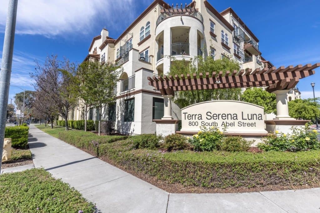 3 bedroom condo for sale at 800 S Abel St Unit 218 Milpitas 95035 - $935,000