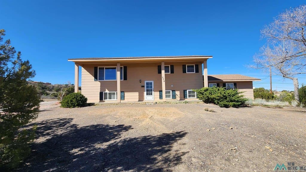 3 bedroom house for sale at 709 Milda Ave Gallup 87301 - $375,000