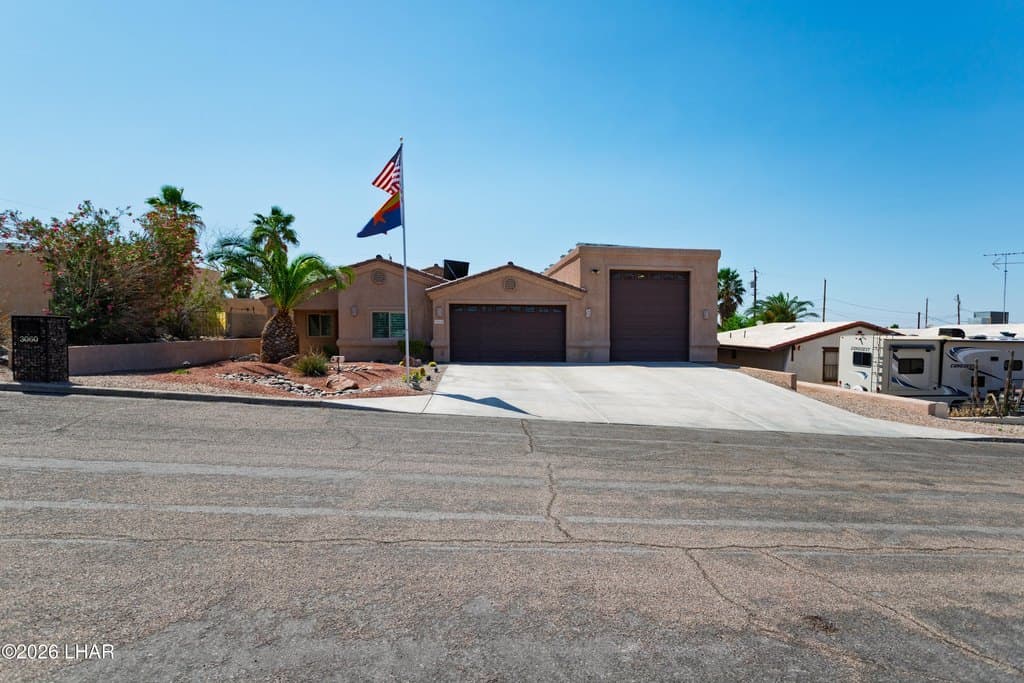 4 bedroom house for sale at 3060 Pepperwood Dr Lake Havasu City 86404 - $825,000