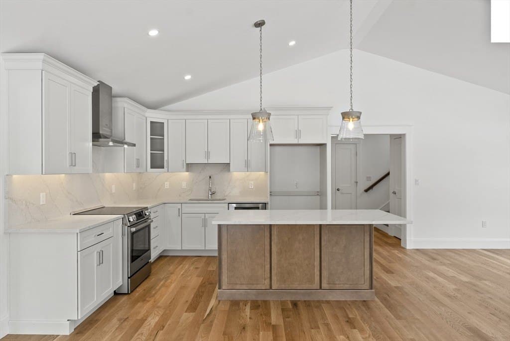 2 bedroom condo for sale at 46 Sandwich Rd Apt 44 Plymouth 02360 - $979,000