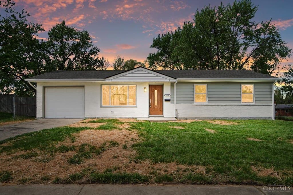 3 bedroom house for sale at 1828 Aspenhill Dr New Burlington 45240 - $235,000