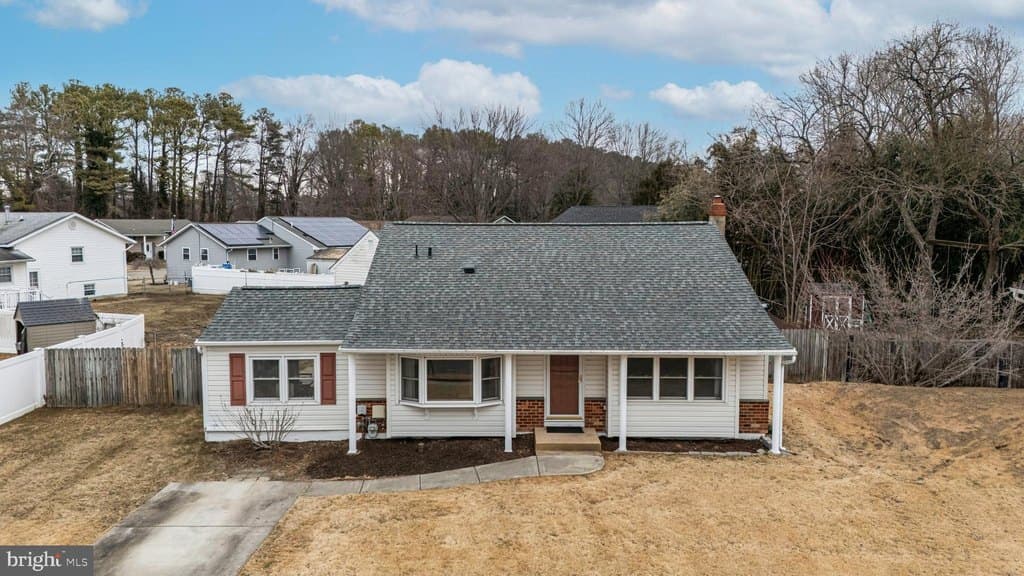 3 bedroom house for sale at 1202 Pinefield Rd Brookside - $365,000