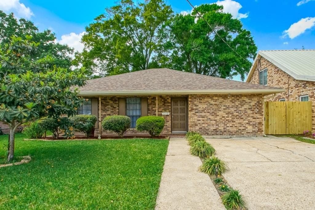 4 bedroom house for sale at 1115 Hudson St Kenner 70062 - $339,000
