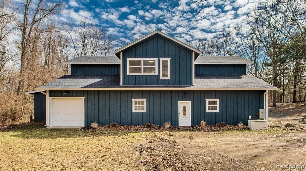 3 bedroom house for sale at 7841 Teahen Rd Brighton 48116 - $499,900