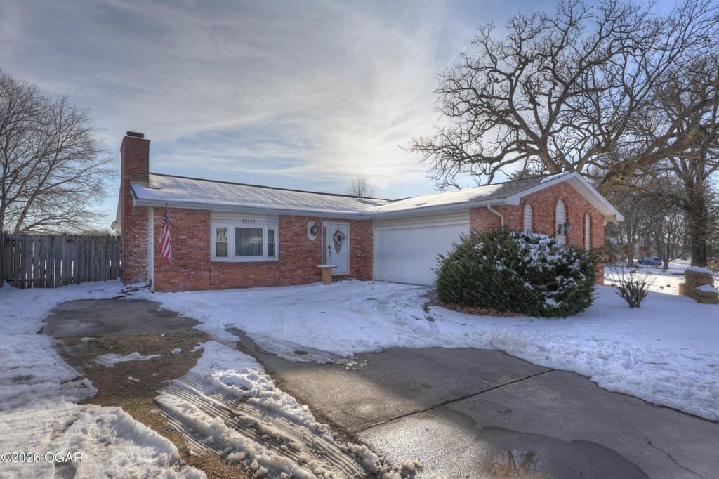 3 bedroom house for sale at 25452 Leffen Ln Airport Drive - $245,000