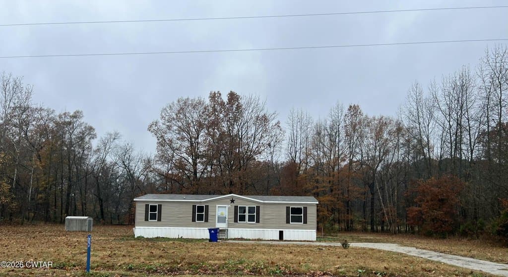 4 bedroom mobile home for sale at 320 Alexander St Bradford - $165,900