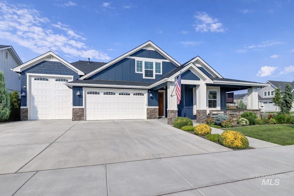5 bedroom house for sale at 6119 N Farleigh Ave Meridian - $1,139,000