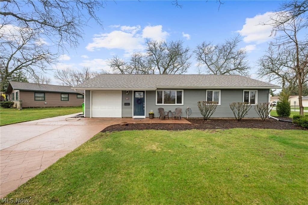 3 bedroom house for sale at 487 Bridle Ln Berea - $229,900