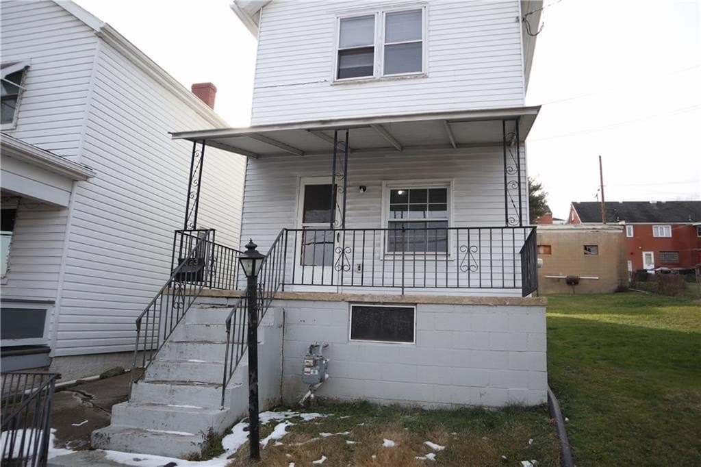 3 bedroom house for sale at 823 Crest Ave Charleroi - $75,000