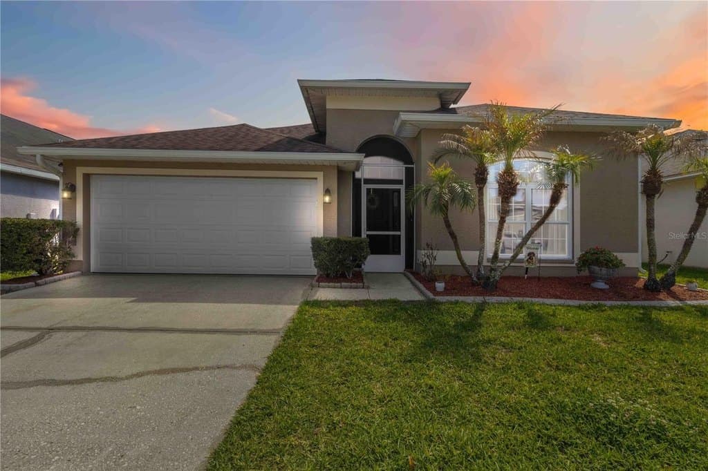 4 bedroom house for sale at 1312 Vinetree Dr Brandon - $399,900