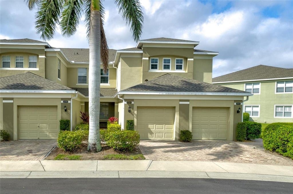 2 bedroom condo for sale at 8385 Karpeal Dr Unit 907 Sarasota - $349,900