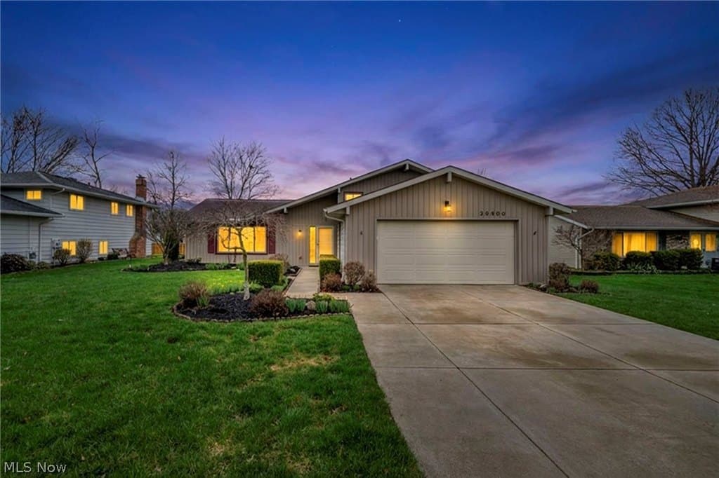 4 bedroom house for sale at 29400 Vita Ln North Olmsted 44070 - $374,900