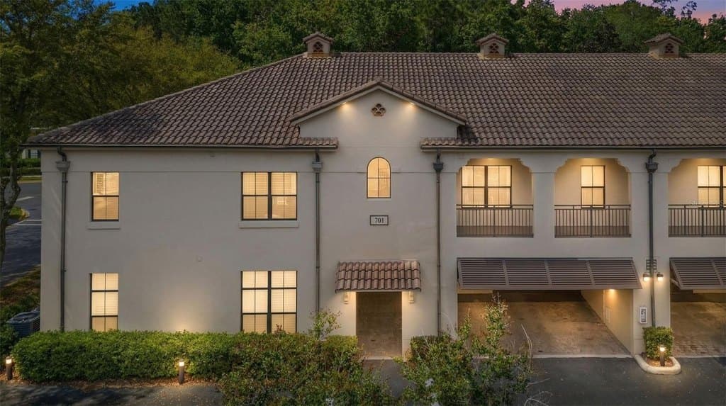 3 bedroom condo for sale at 701 Westpark Way Apt 101 Celebration 34747 - $485,000