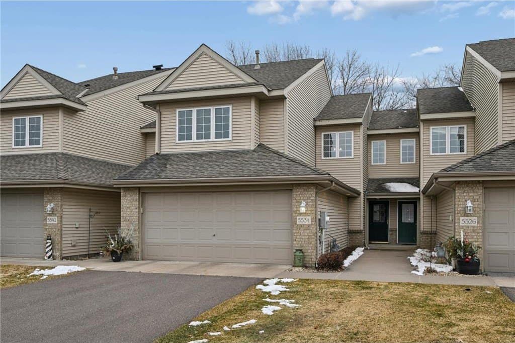 2 bedroom townhouse for sale at 5534 Lachman Ave NE Albertville - $265,000