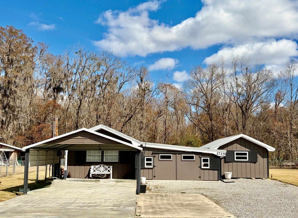 2 bedroom house for sale at 1725 Highway 307 Chackbay - $169,900