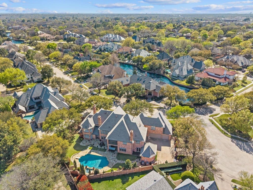 7 bedroom house for sale at 5701 Morlaix Ct Colleyville 76034 - $2,267,000