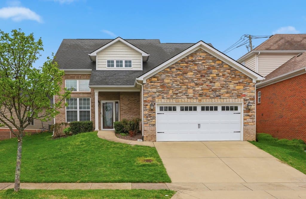 4 bedroom house for sale at 1787 Sandhurst Cv Lexington - $438,000