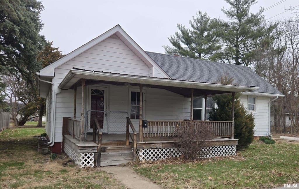 2 bedroom house for sale at 165 W Twyman St Bushnell - $77,900