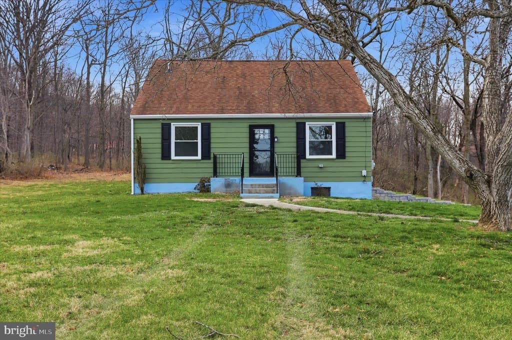 3 bedroom house for sale at 21641 Ridenour Rd Boonsboro - $470,000