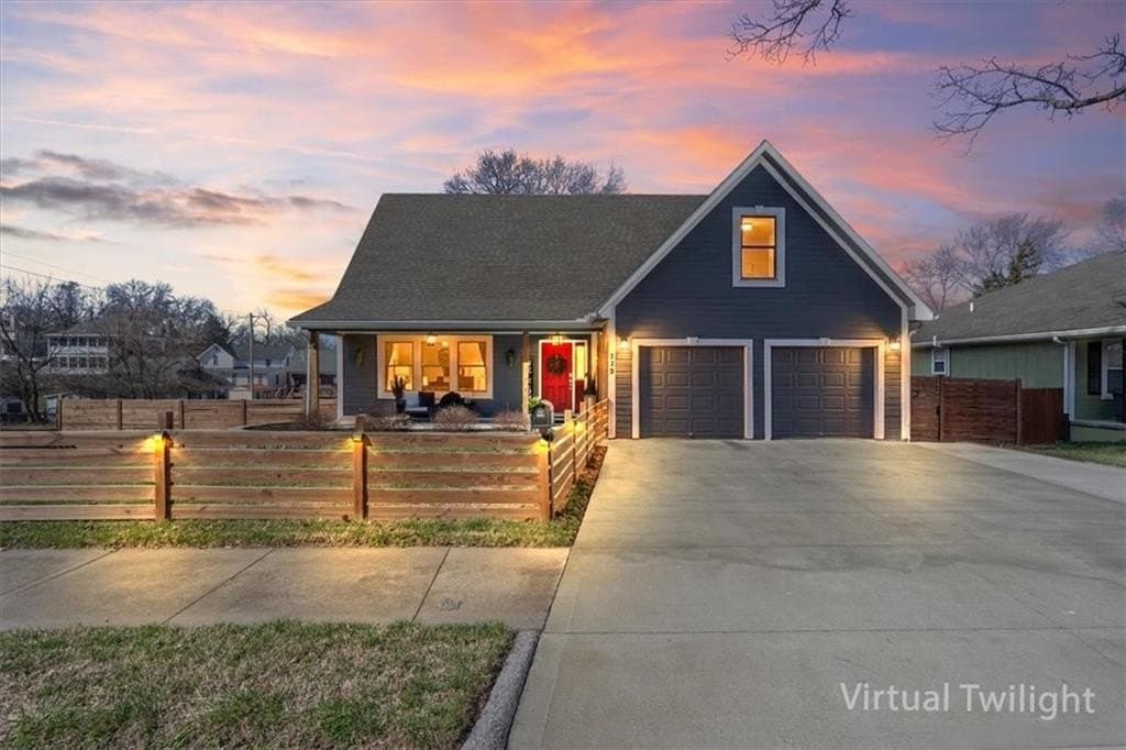 4 bedroom house for sale at 715 S 4th St Atchison - $565,000